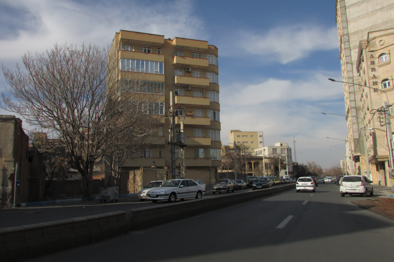 ساخت و ساز در حریم کنسولگری آلمان